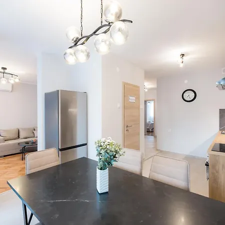 Bridge Comfort شقة زادار